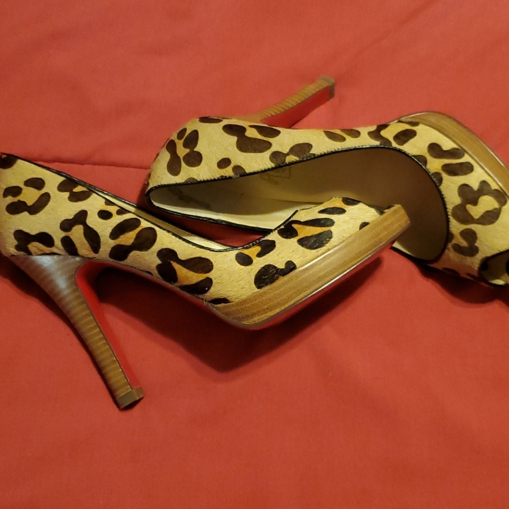 Oh...Deer!  What Fabulous Shoes! - Picture 6 of 7